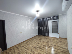 Daire 71.5 m² Daire - Şerif Khimshiashvili, Batumi, Gürcistan