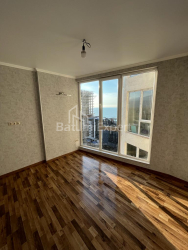 Daire 71.5 m² Daire - Şerif Khimshiashvili, Batumi, Gürcistan