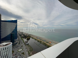 Daire 65 m² Daire - Şerif Khimshiashvili, Batumi, Gürcistan