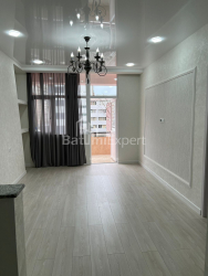 Daire 3-oda 70 m² - Alexandra Puşkin, Batumi