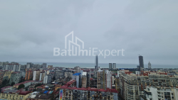 Daire 100 m² Daire - Ekvtime Takaishvili, Batumi, Gürcistan