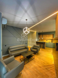 Daire 3-oda 79.7 m² - Zhiuli Shartava, Batumi