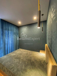 Daire 79.7 m² Daire - Zhiuli Shartava, Batumi, Gürcistan