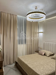 Daire 76.5 m² Daire - Şerif Khimshiashvili, Batumi, Gürcistan