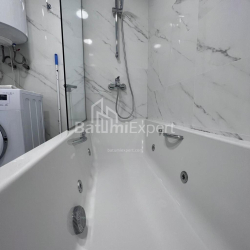 Daire 57 m² Daire - Lech ve Maria Kachinsky, Batumi, Gürcistan