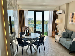 Daire 57 m² Daire - Lech ve Maria Kachinsky, Batumi, Gürcistan