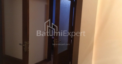 Daire 85 m² Daire - Zuraba Gorgiladze, Batumi, Gürcistan