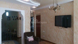 Daire 89 m² Daire - Şerif Khimshiashvili, Batumi, Gürcistan