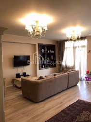 Daire 130.9 m² Daire - Selima Khimshiashvili, Batumi, Gürcistan