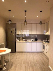Daire 130.9 m² Daire - Selima Khimshiashvili, Batumi, Gürcistan