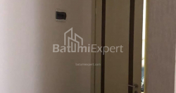 Daire 113 m² Daire - Zviada Gamsahurdia, Batumi, Gürcistan