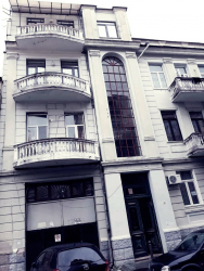Daire 200 m² Daire - Noe Jordania, Batumi, Gürcistan