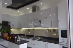 Daire 79.6 m² Daire - Stefan Zubalaşvili, Batumi, Gürcistan