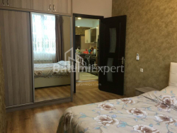 Daire 3-oda 80 m² - Şerif Khimshiashvili, Batumi
