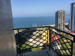 Daire 74.7 m² Daire - Şerif Khimshiashvili, Batumi, Gürcistan
