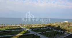 Daire 1-oda 75.6 m² - Lech ve Maria Kachinsky, Batumi