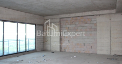 Daire 75.57 m² Daire - Lech ve Maria Kachinsky, Batumi, Gürcistan