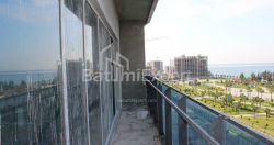 Daire 75.75 m² Daire - Lech ve Maria Kachinsky, Batumi, Gürcistan