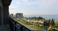 Daire 75.75 m² Daire - Lech ve Maria Kachinsky, Batumi, Gürcistan