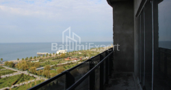 Daire 1-oda 75.8 m² - Lech ve Maria Kachinsky, Batumi