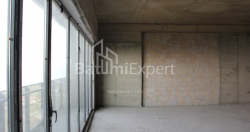 Daire 75.75 m² Daire - Lech ve Maria Kachinsky, Batumi, Gürcistan