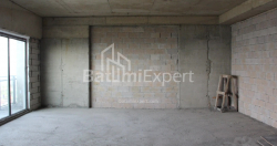 Daire 2-oda 75.8 m² - Lech ve Maria Kachinsky, Batumi