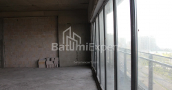 Daire 75.75 m² Daire - Lech ve Maria Kachinsky, Batumi, Gürcistan