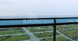 Daire 75.75 m² Daire - Lech ve Maria Kachinsky, Batumi, Gürcistan