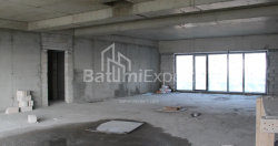 Daire 172.68 m² Daire - Lech ve Maria Kachinsky, Batumi, Gürcistan