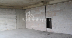 Daire 75.75 m² Daire - Lech ve Maria Kachinsky, Batumi, Gürcistan