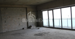 Daire 75.75 m² Daire - Lech ve Maria Kachinsky, Batumi, Gürcistan