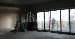 Daire 89.38 m² Daire - Lech ve Maria Kachinsky, Batumi, Gürcistan